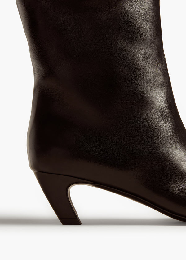 Arizona Boot in Black Leather