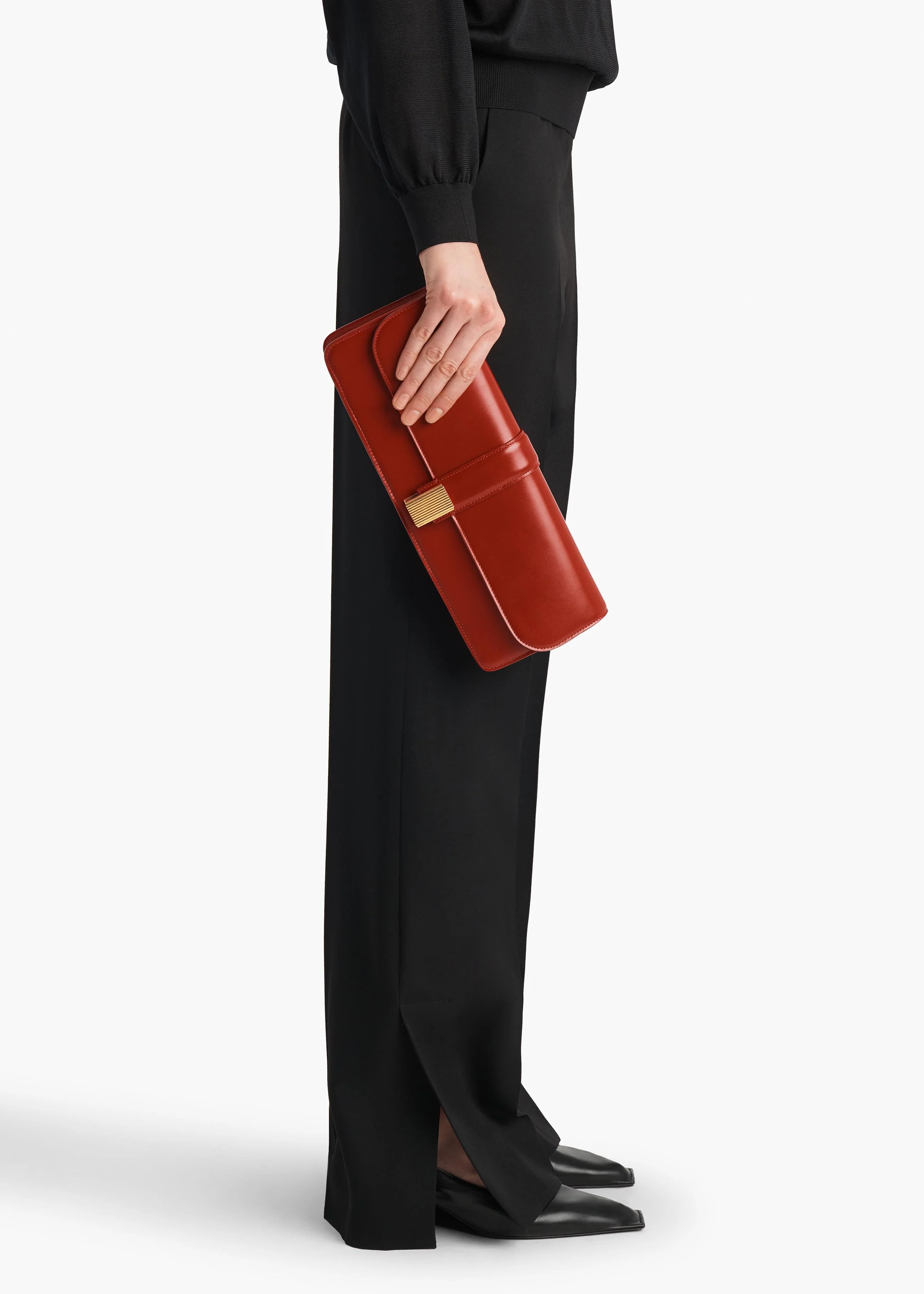 BLAKE CLUTCH RUBY H4021 976 526 E