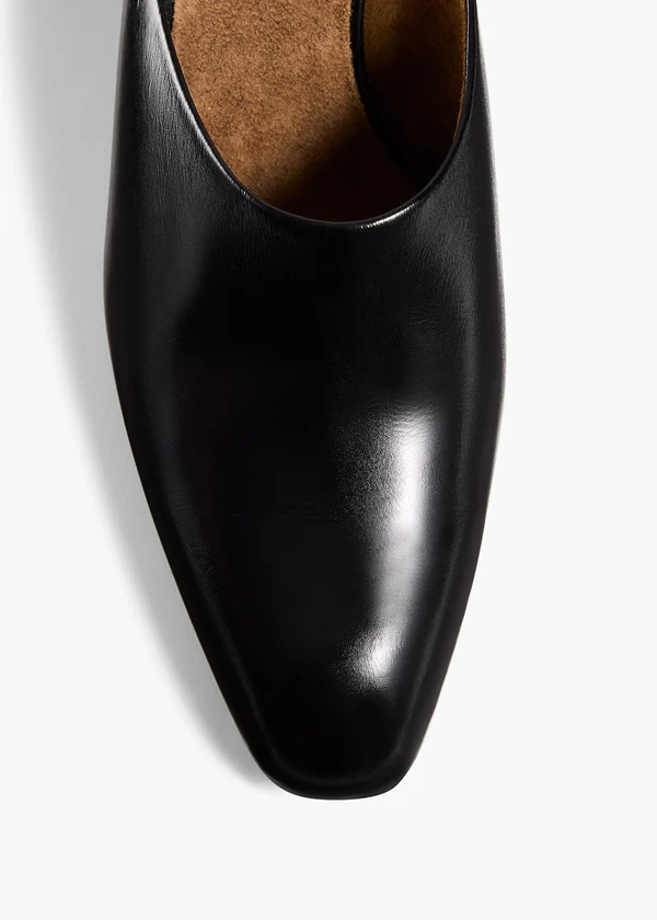 Colt Low Mule in Black
