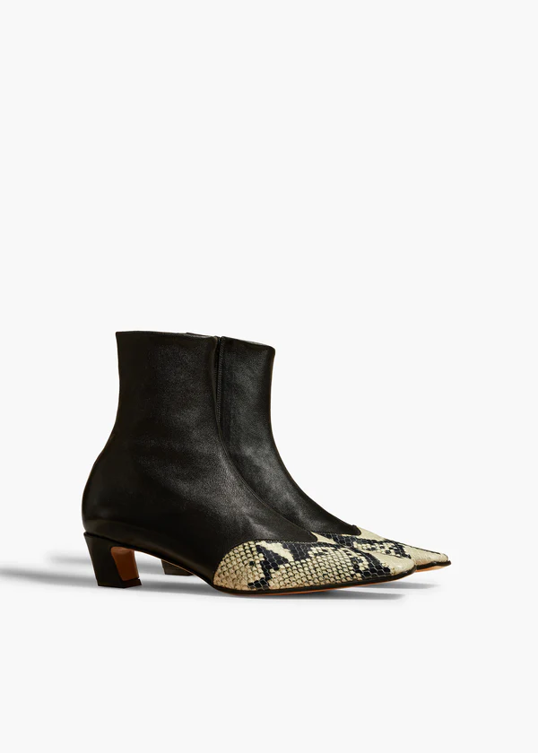 NEVADA STRETCH LOW BOOT IN BLACK LEATHER WITH NATURAL PYTHON ANGLED VIEW