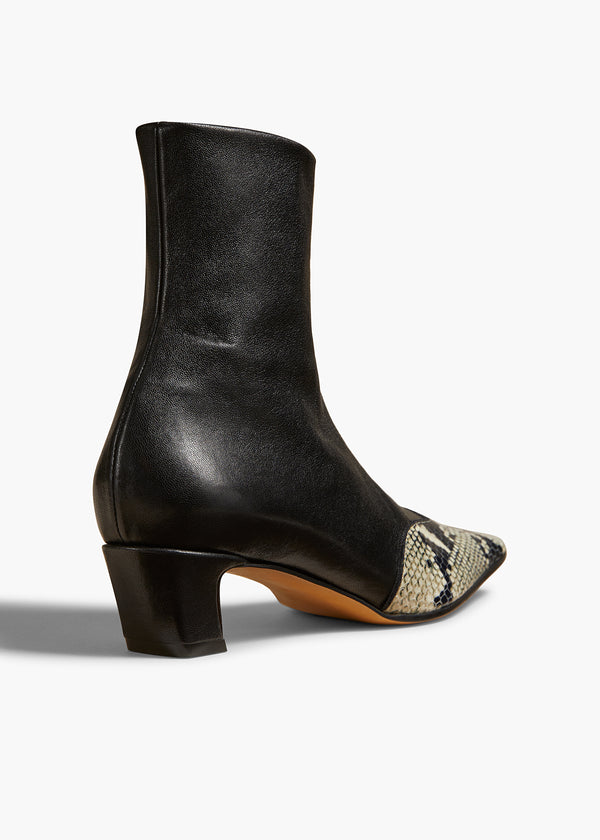 NEVADA STRETCH LOW BOOT IN BLACK LEATHER WITH NATURAL PYTHON DETAILED VIEW 2