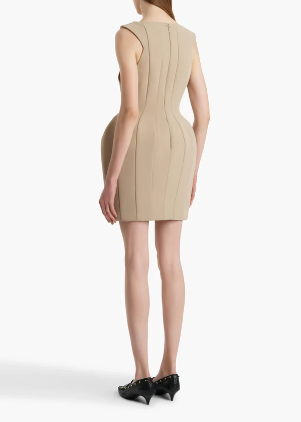 DAN DRESS TEA STAIN 56234114 459 C