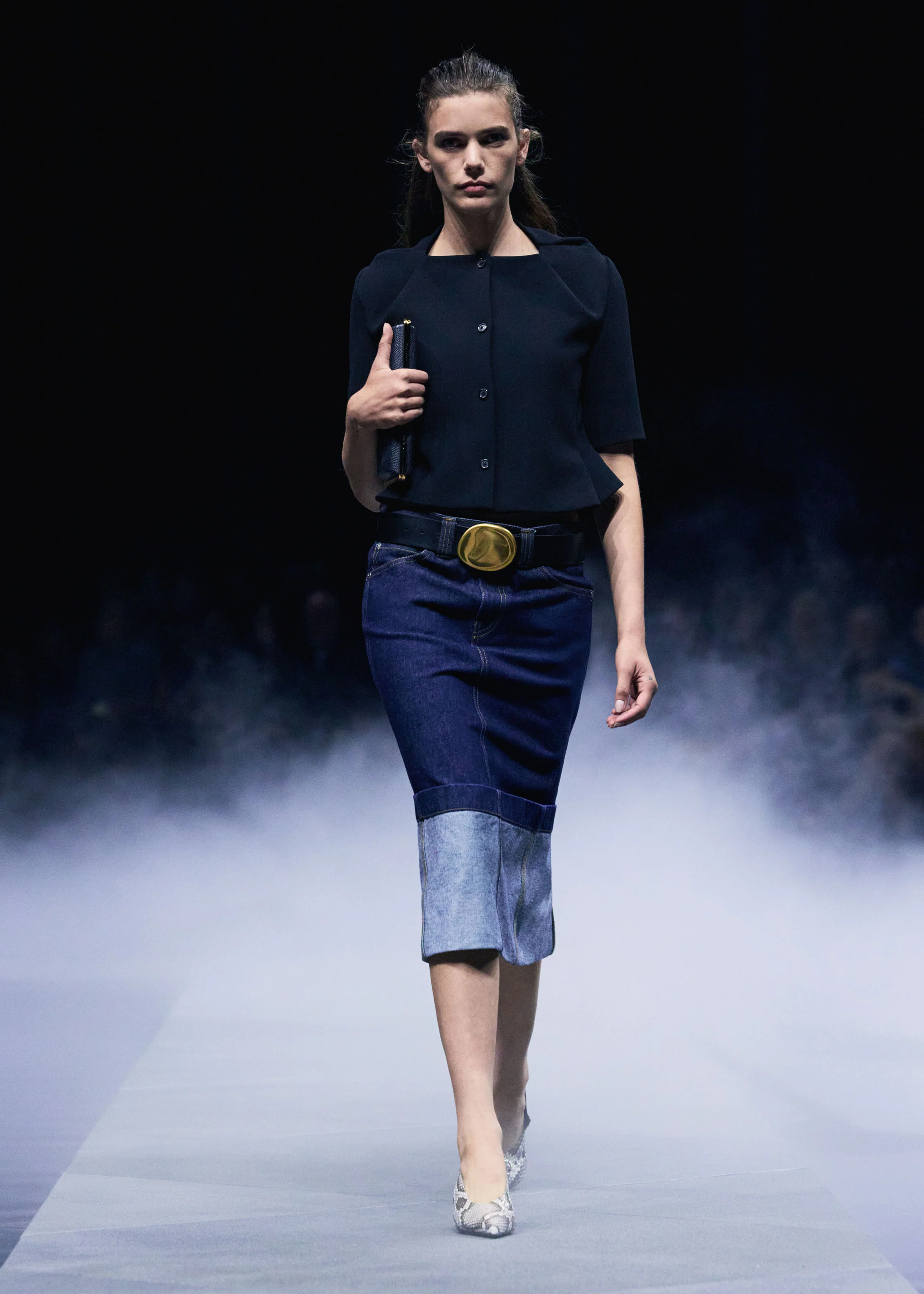 RUNWAY