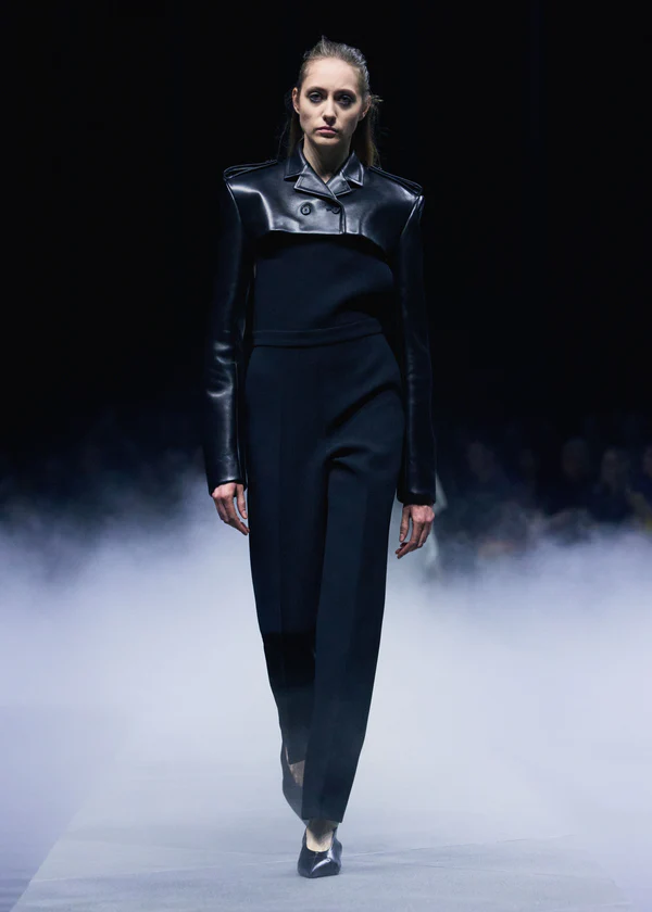 RUNWAY