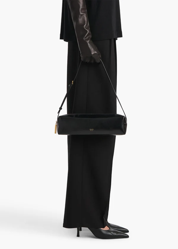 KYE-SHOULDER-BAG_BLACK_H2050-877-200_E.jpg