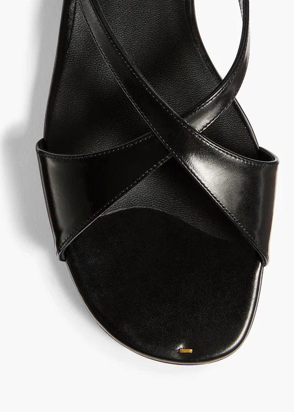 LIRIA ANKLE STRAP FLAT SANDAL BLACK F3125 1027 200 C