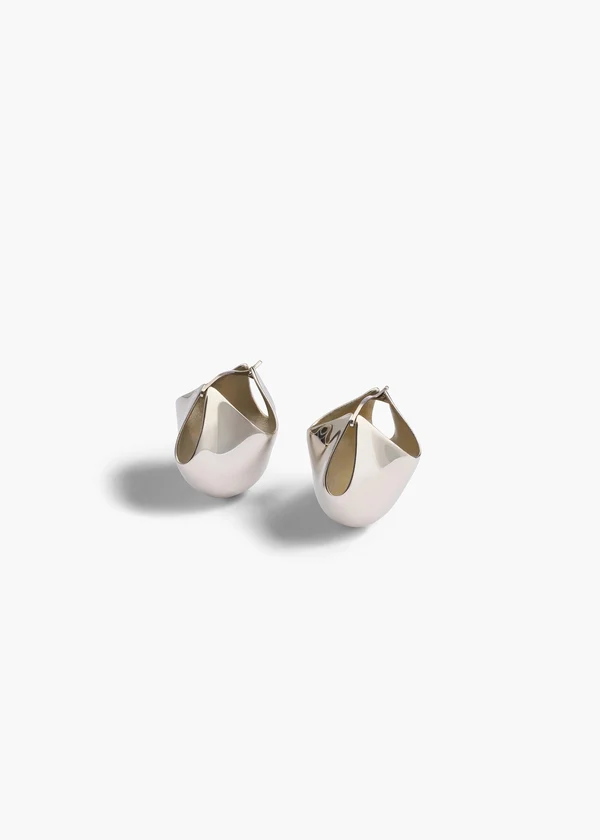 LOTUS-MEDIUM-EARRINGS_SILVER_10138-007-126_A.jpg
