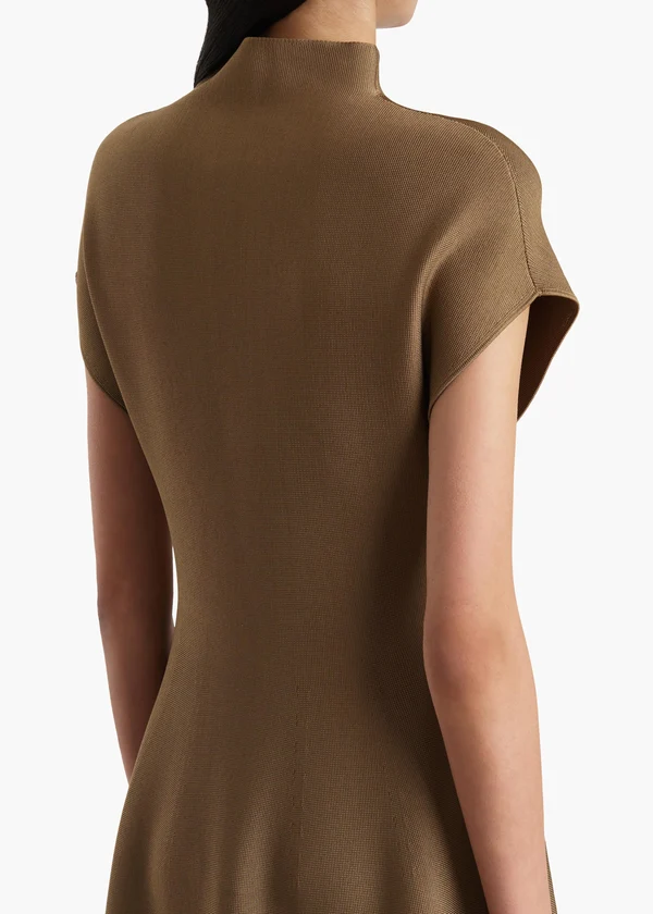 LYRA DRESS CAROB 18208429 736 E