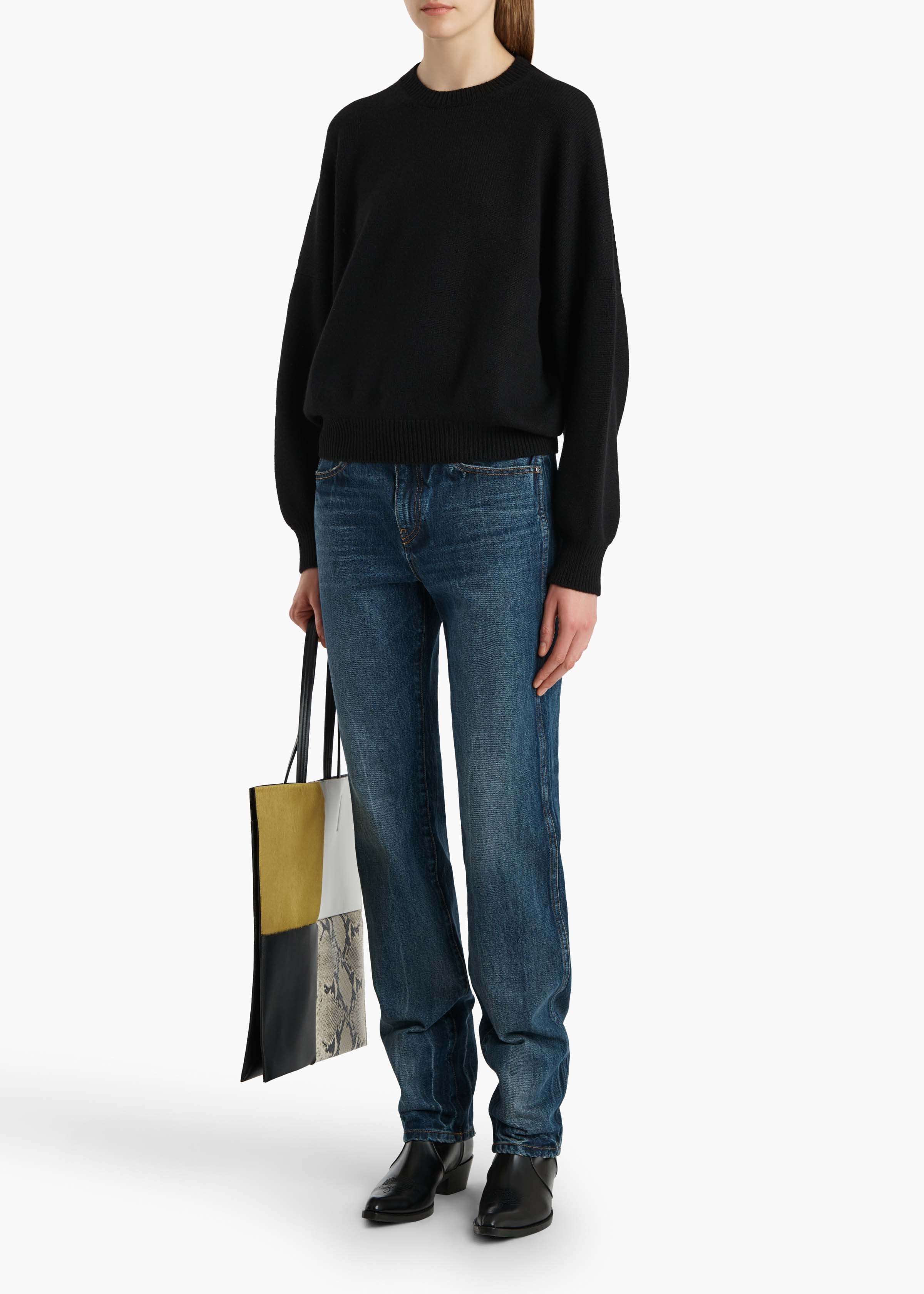 MARGAUX-SWEATER_BLACK_9560650-200_STYLED