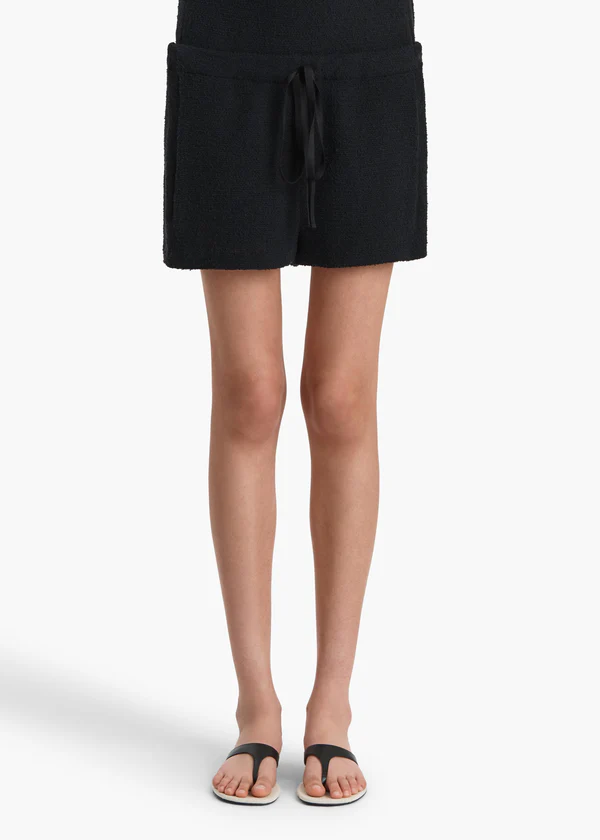 ROBBIE SHORT BLACK 3204220 200 B