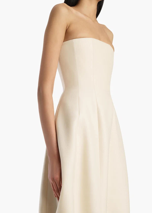 STELA DRESS IVORY GLOW 5651582 658 D